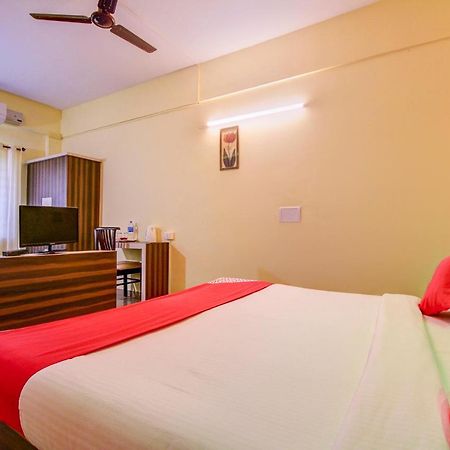 Capital O 17320 Vijaya Residency مانيبال المظهر الخارجي الصورة